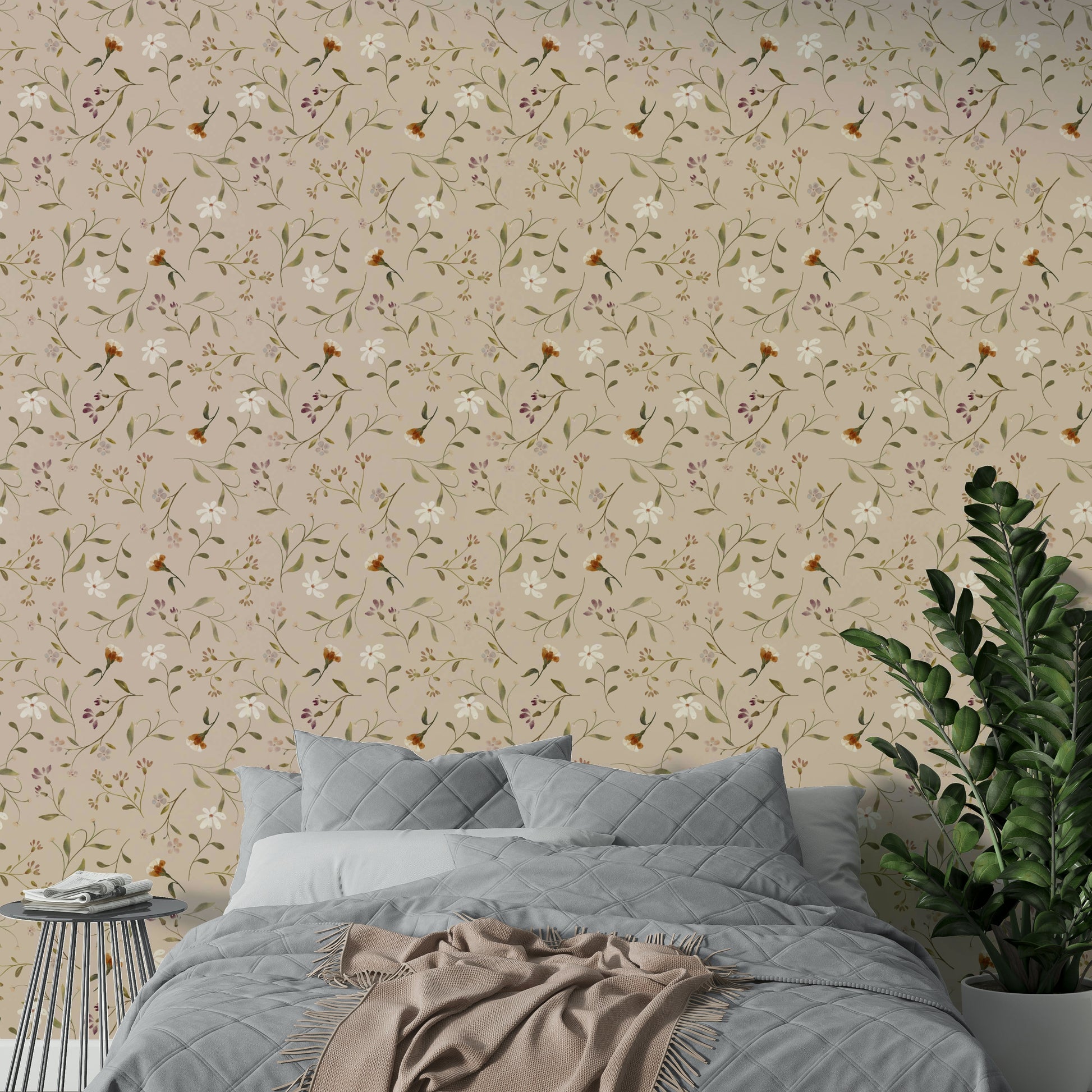 Subtle floral wallpaper with vintage-inspired blooms


