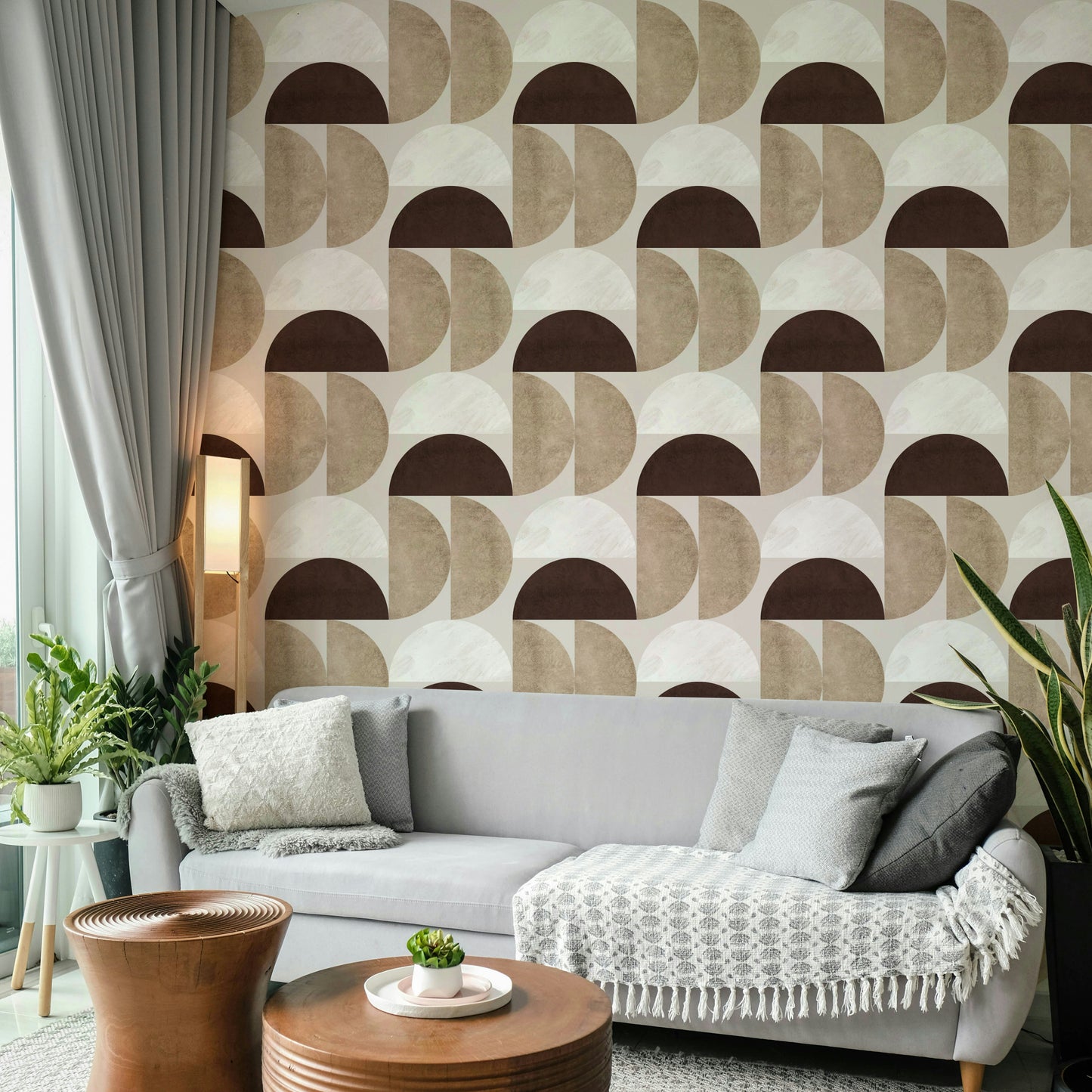 Stylish mid-century wallpaper with arcs

