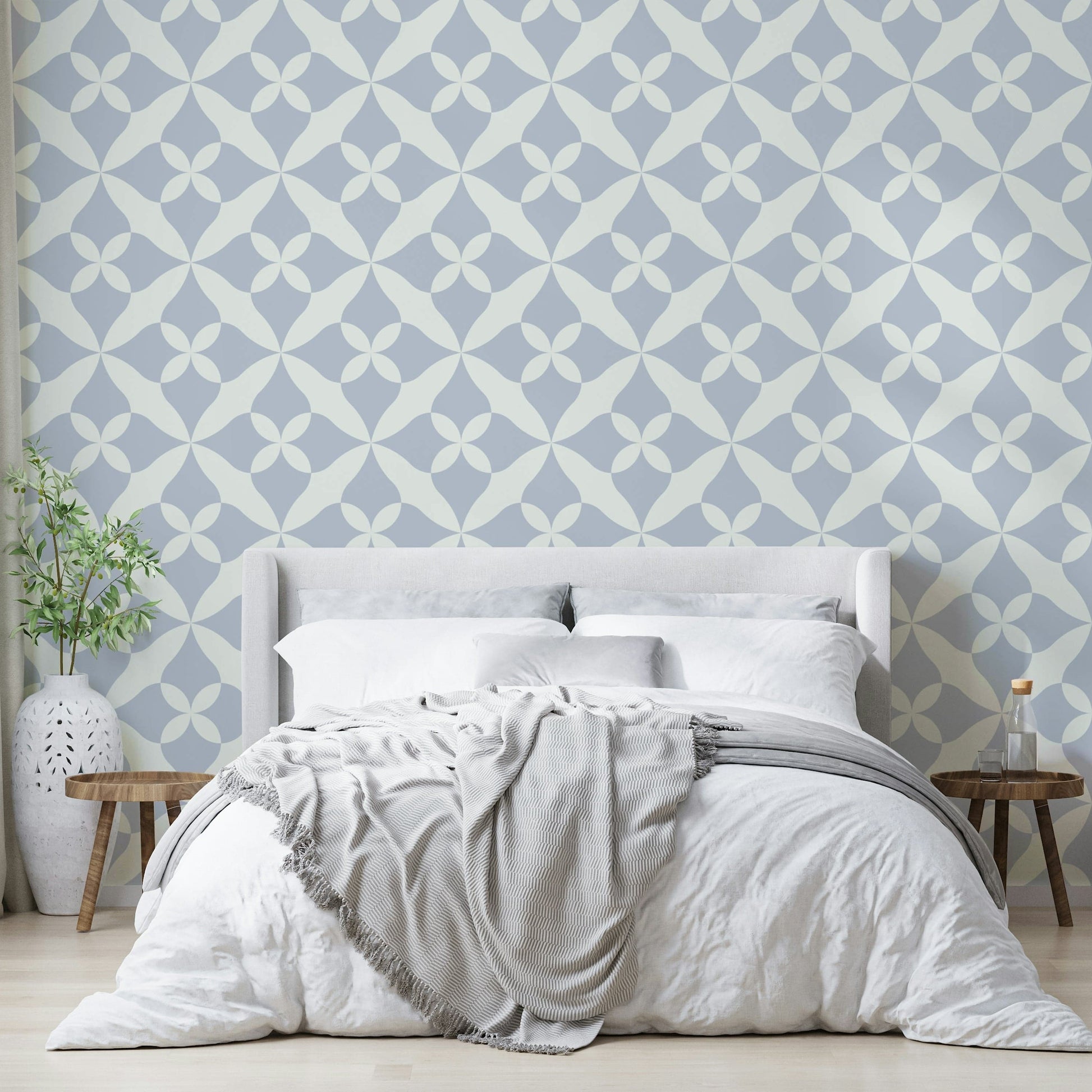 Geometric blue and cream pattern wallpaper.