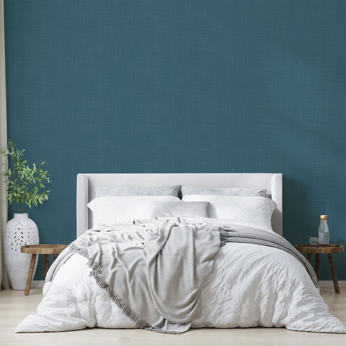 The style is classic and feels very connected to a sense of history.

