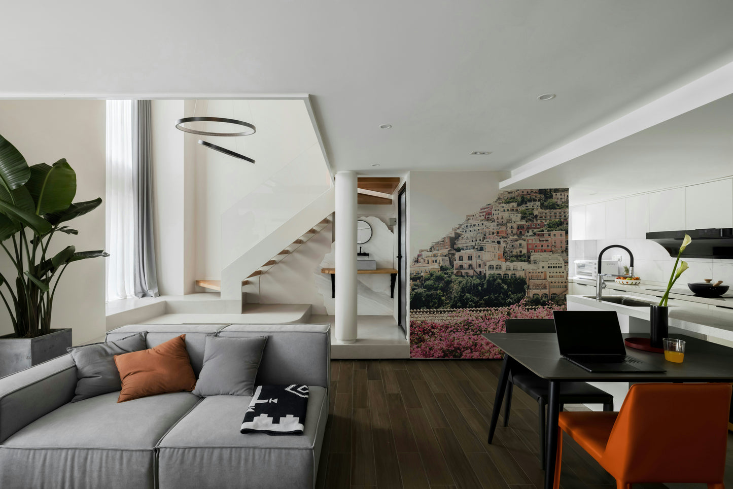 Coastal-inspired Positano wallpaper for living rooms

