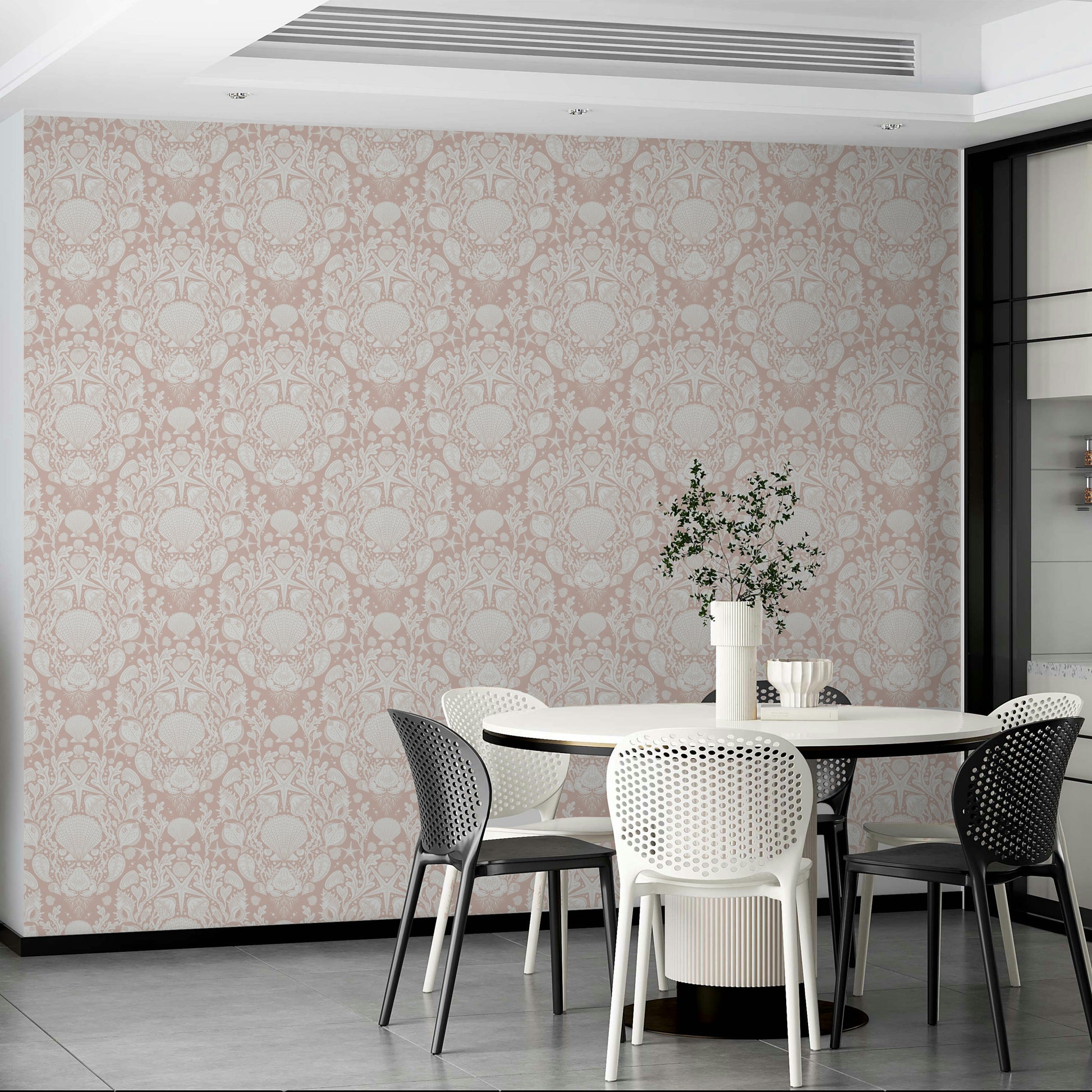 Sea-inspired damask design in white finish


