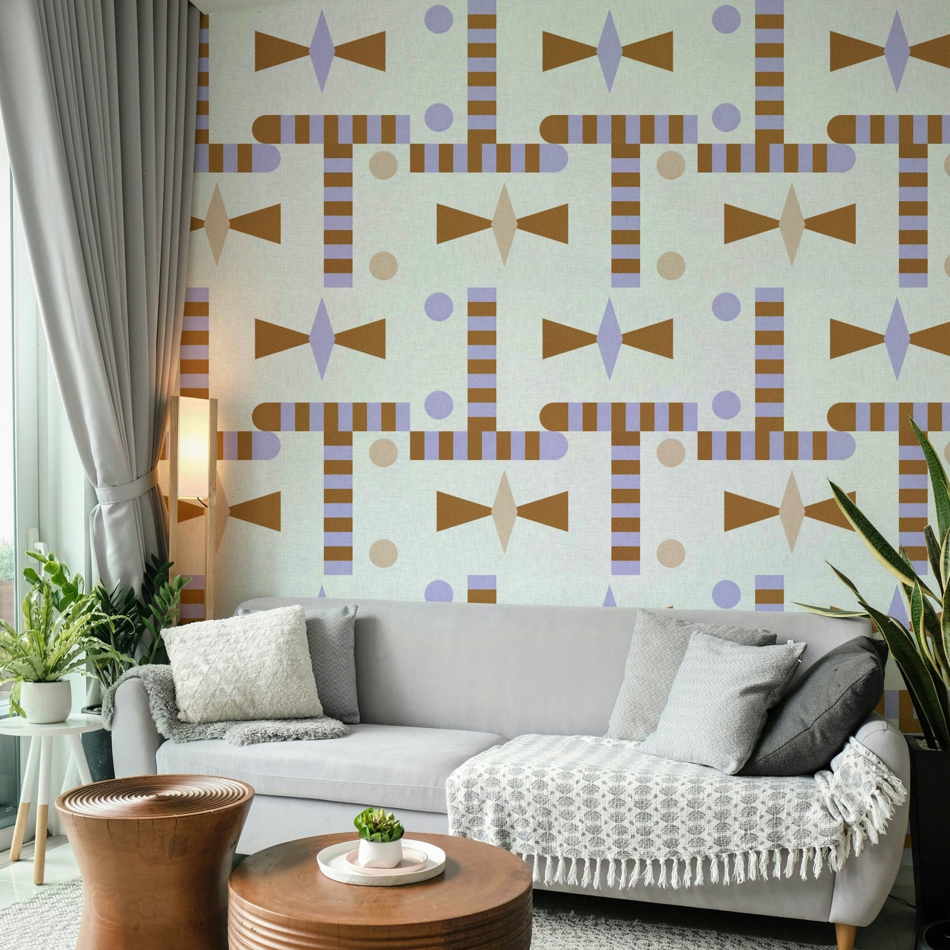 Eye-catching geometric wall design

