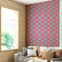 Wavy floral wallpaper with playful pink stripes

