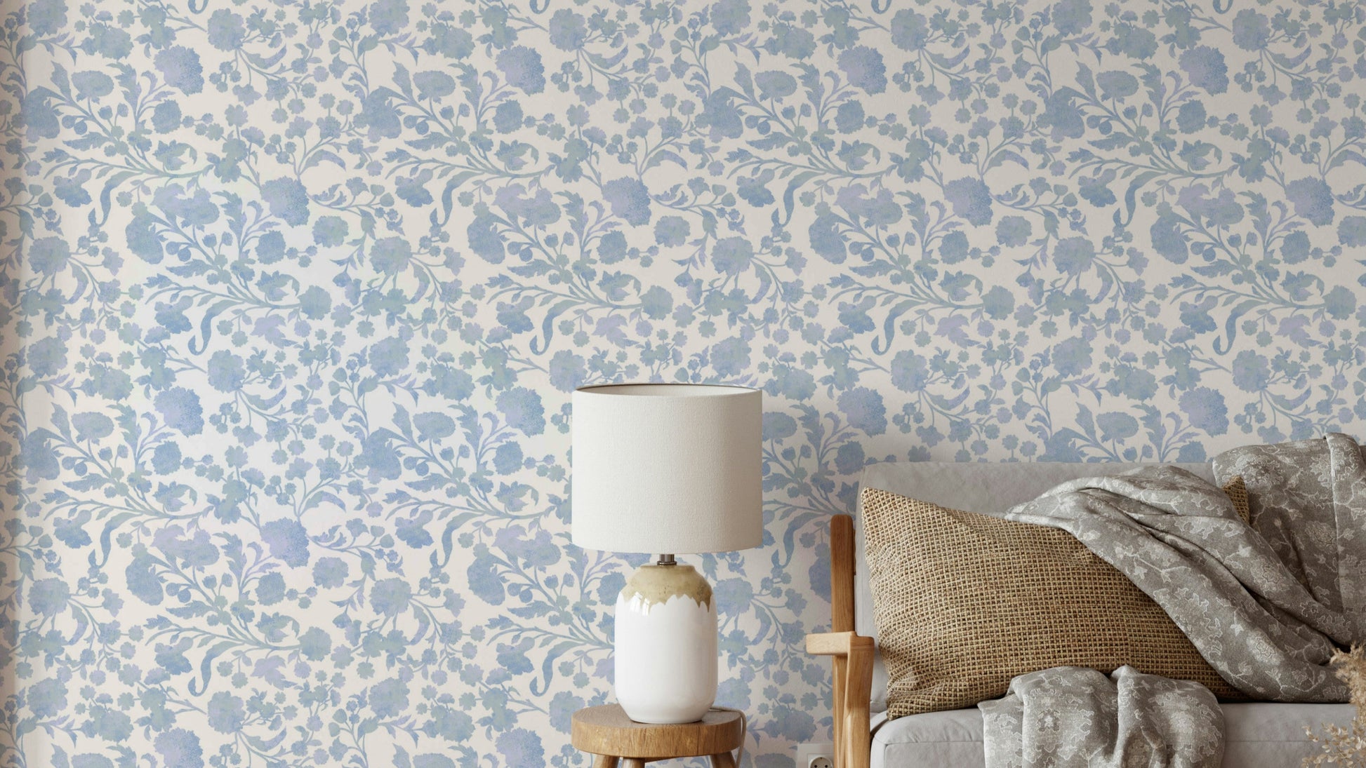 Serene blue floral wallpaper with delicate blooms

