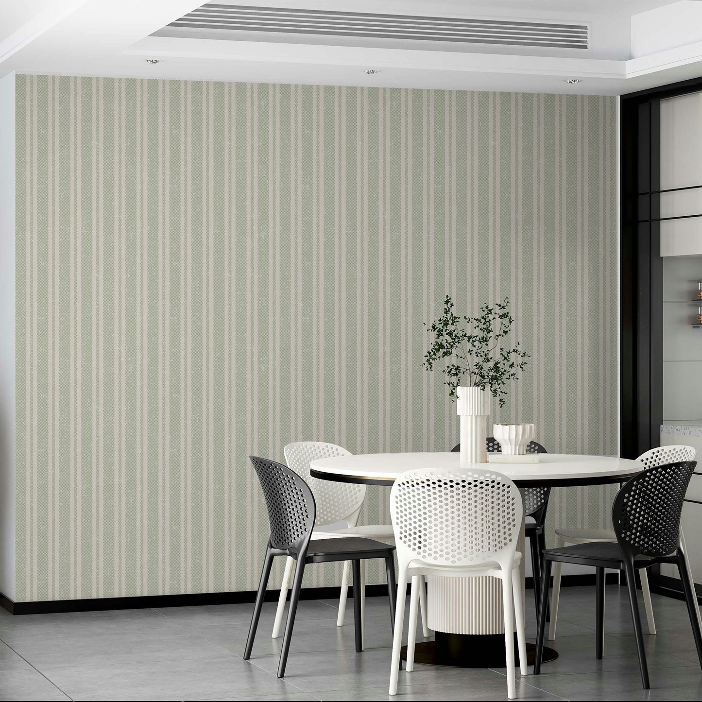 Outdoor-style wallpaper in green and white

