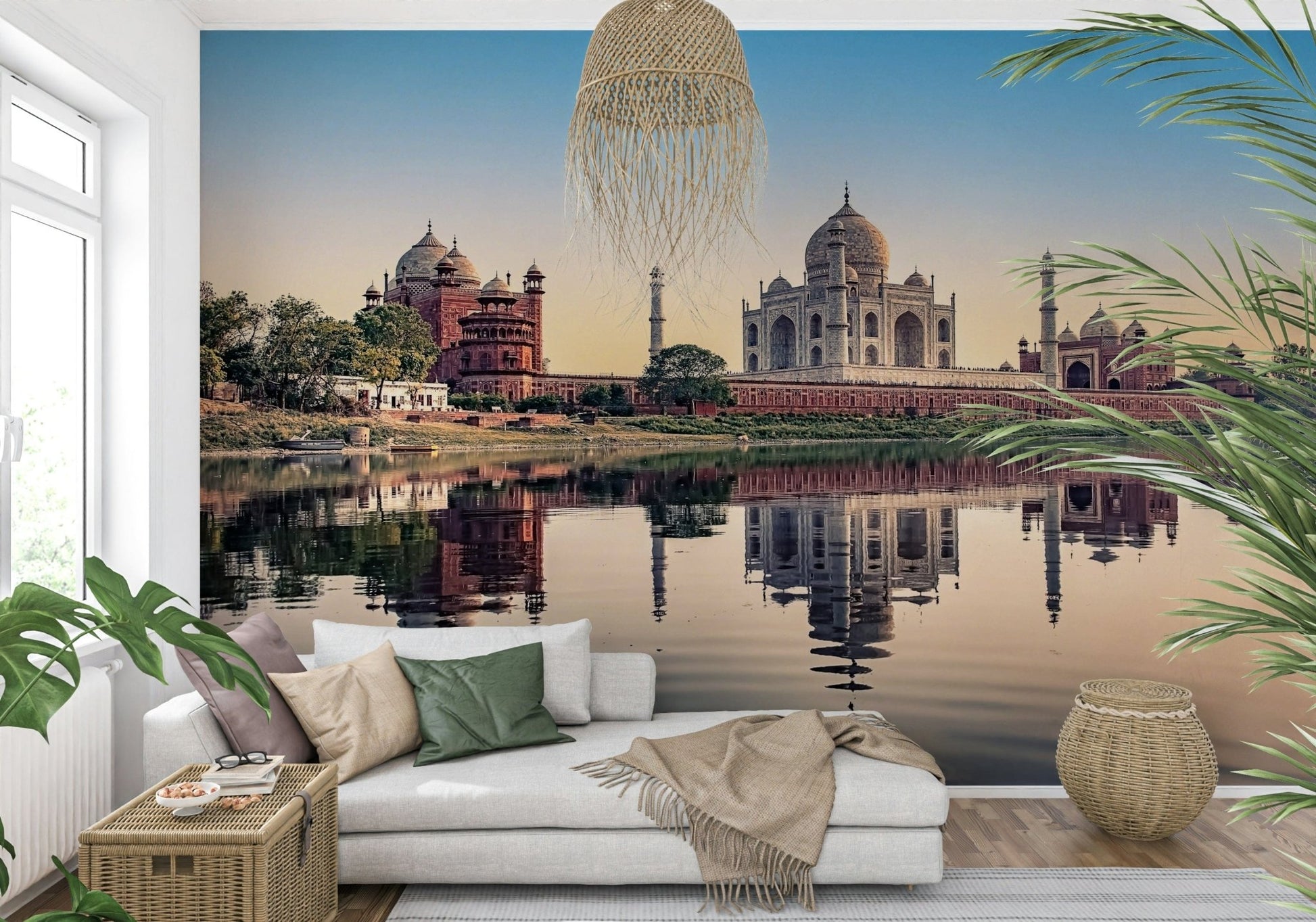 Close up of white marble textures on a high resolution Taj Mahal mural.