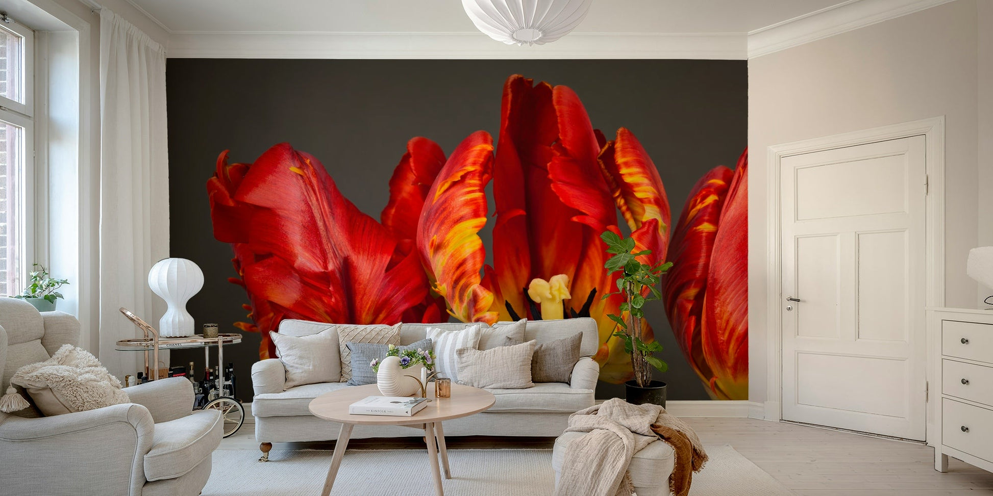 Beautiful Rococo tulip mural adding color to any room.

