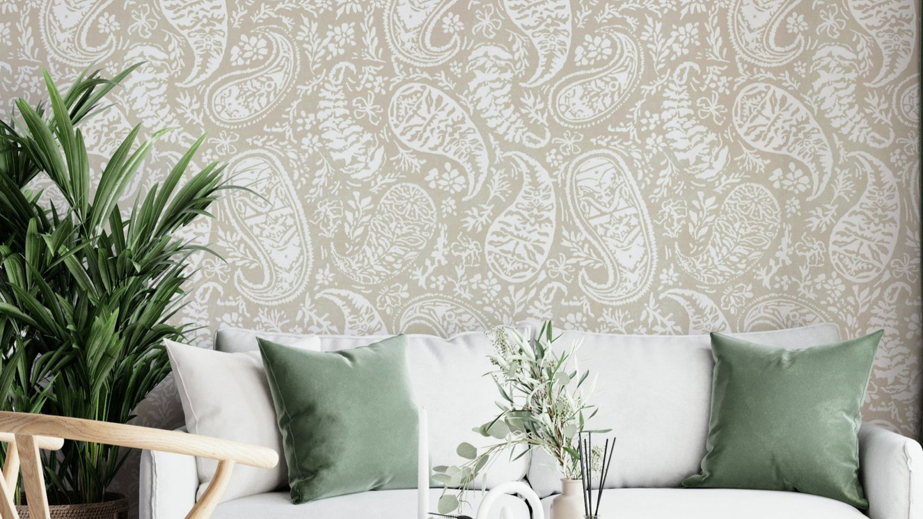 Refined paisley pattern.

