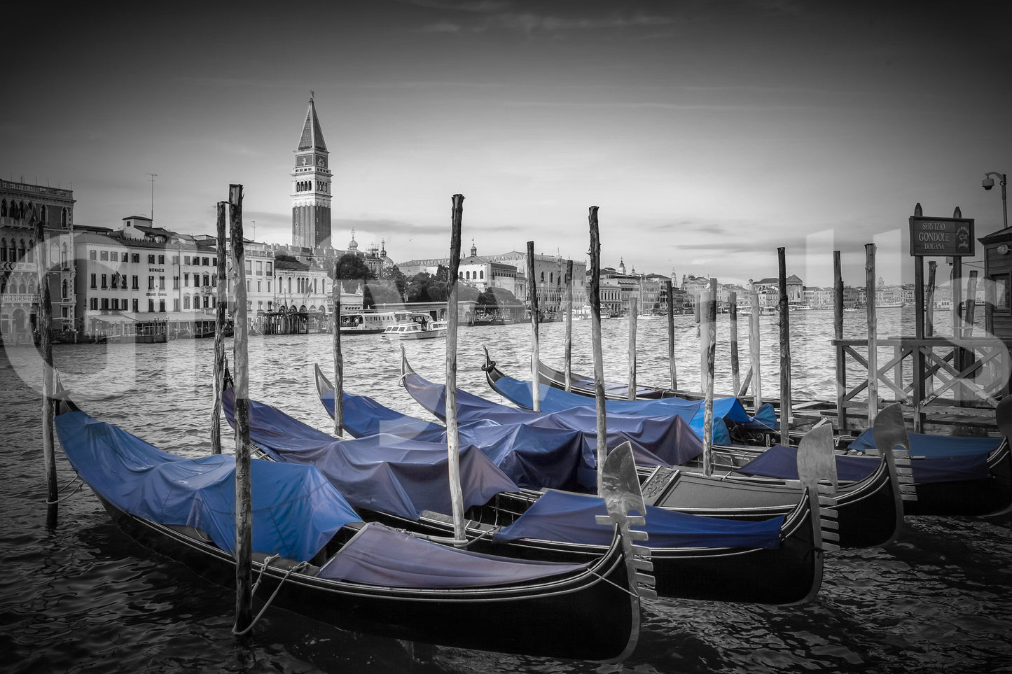 Feature wall with Venice canal scene, modern decor, light wood and beige tones