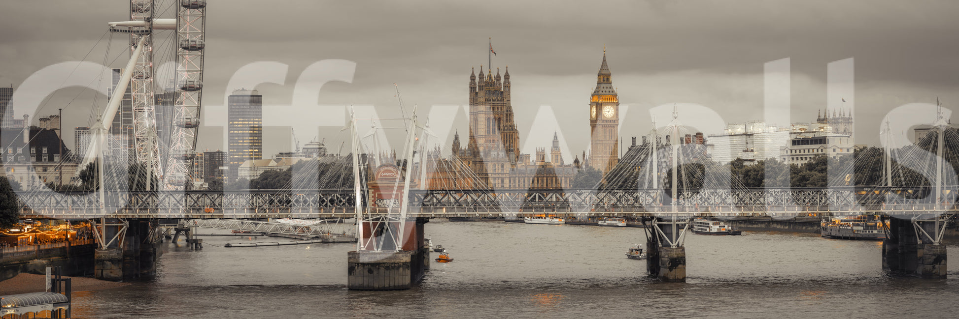 The wallpaper features a subtle, urban pattern.

