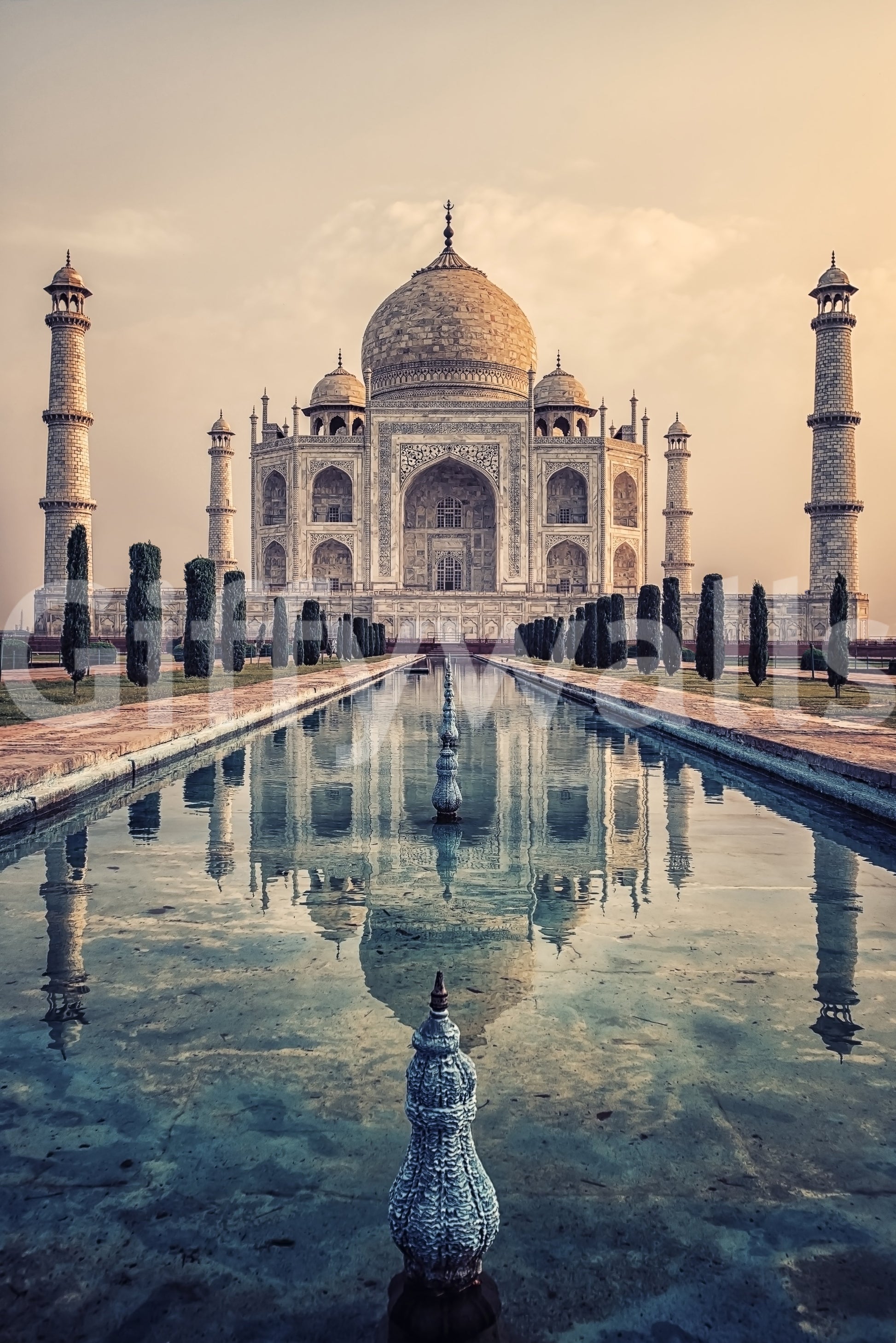 Vibrant sky colors illuminate Indian Palace Serenity wallpaper.