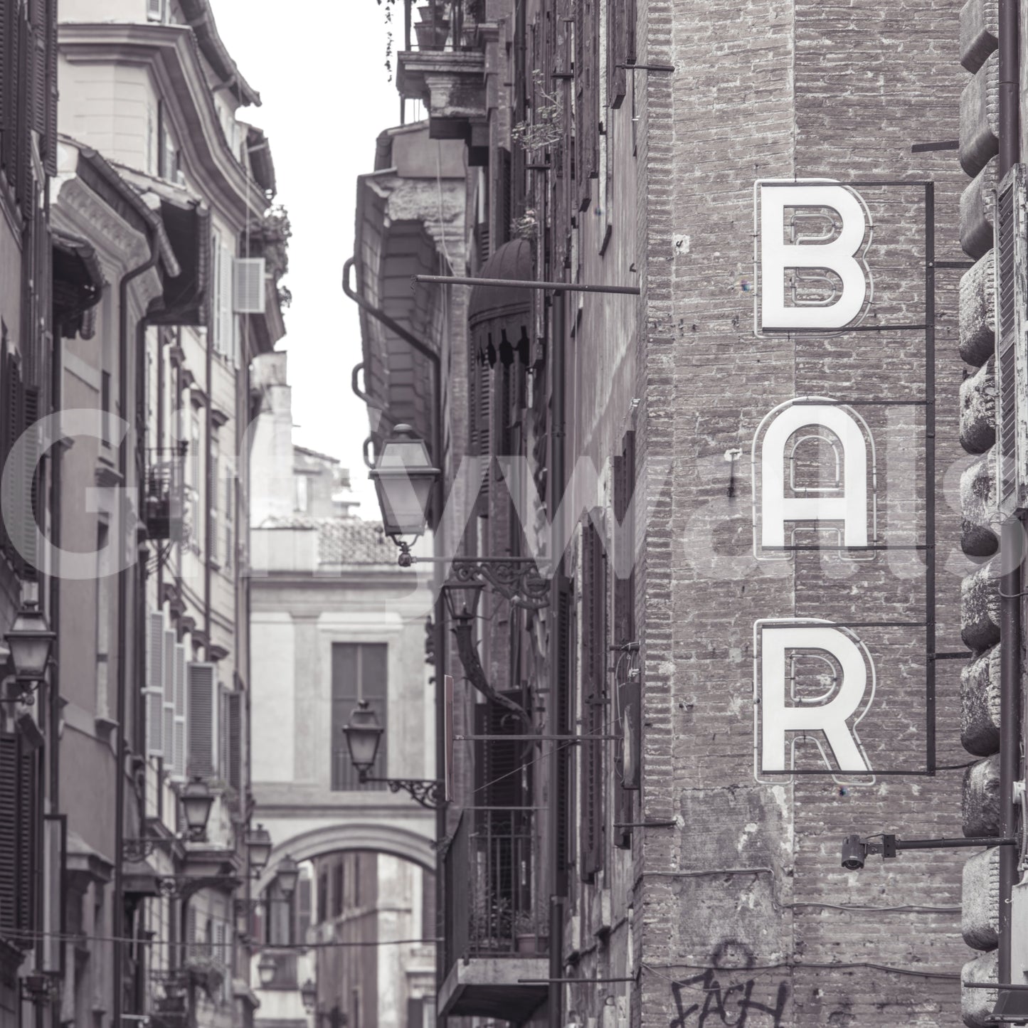Vintage-Neon-Schild an einer zugemauerten Straße in Rom – Wandbild