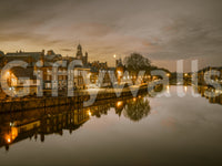 York Riverside Twilight Veggmaleri