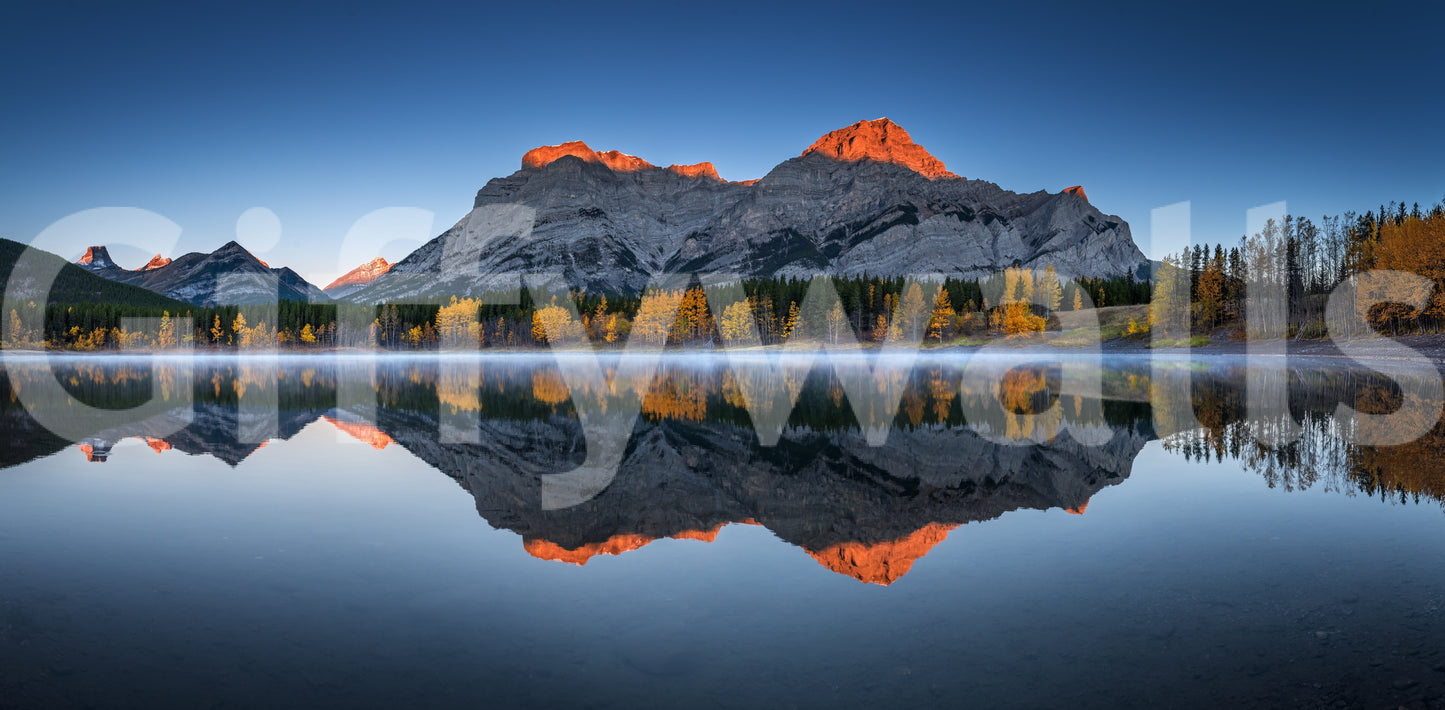 Papel de Parede Mural Reflexo Alpino Golden Peak
