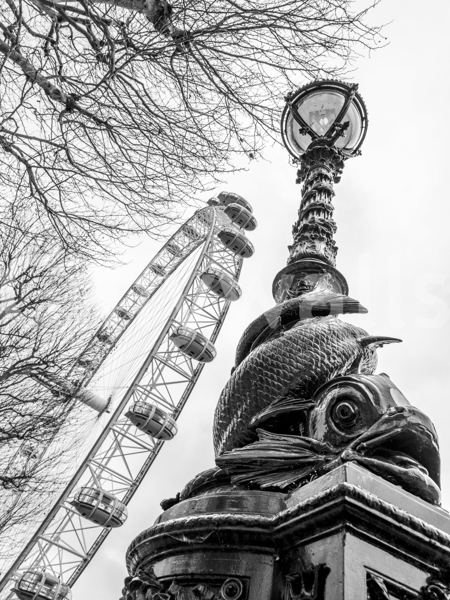 Wandbild mit dem Londoner Wahrzeichen Riesenrad und Laternenpfahl