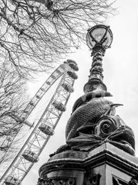 Wandbild mit dem Londoner Wahrzeichen Riesenrad und Laternenpfahl