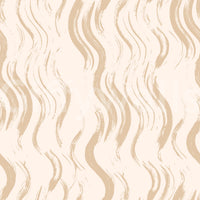 Carta da parati con pennellate ondulate color crema⁠