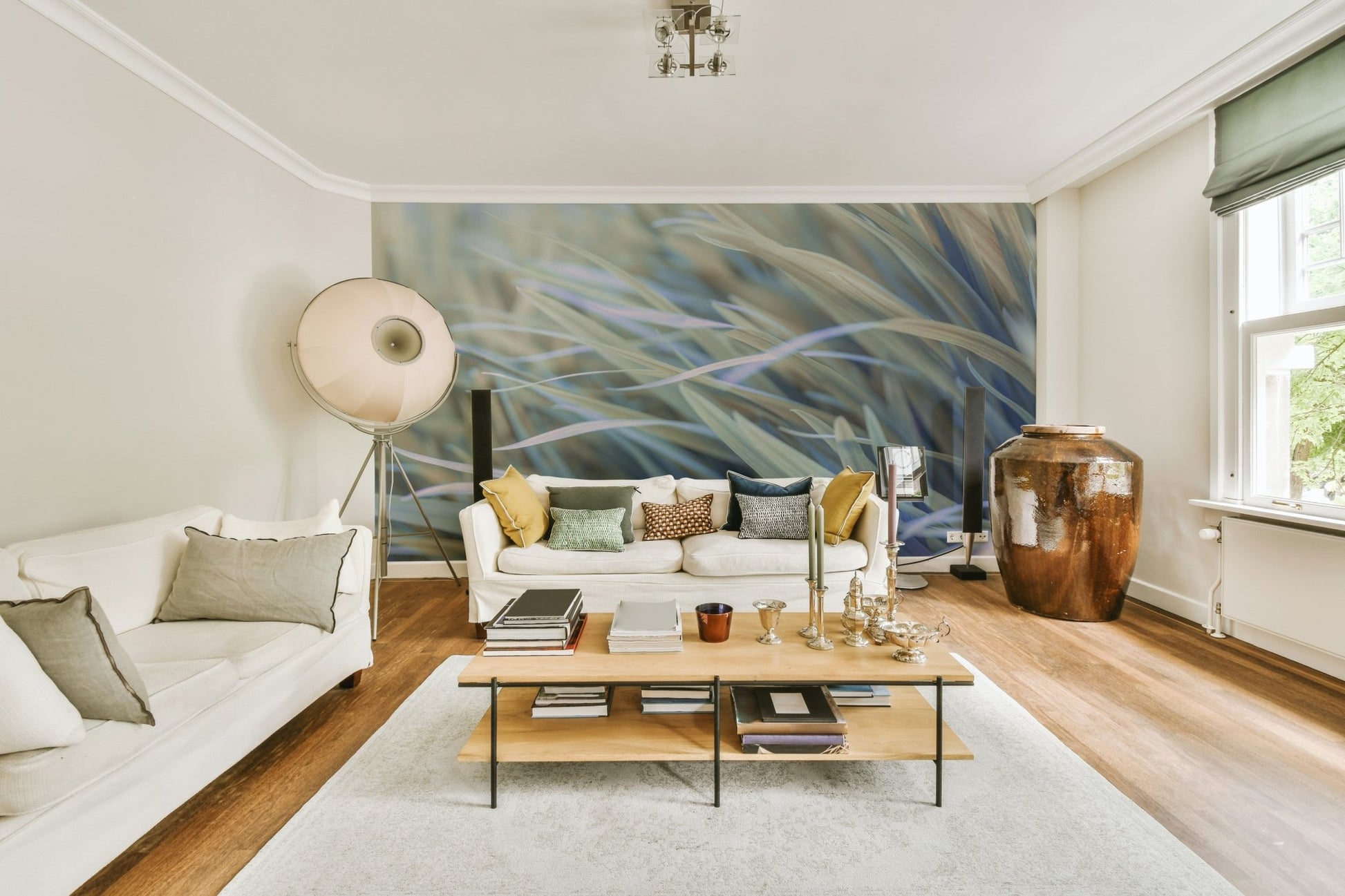 Flowing grass mural bringing nature’s beauty indoors

