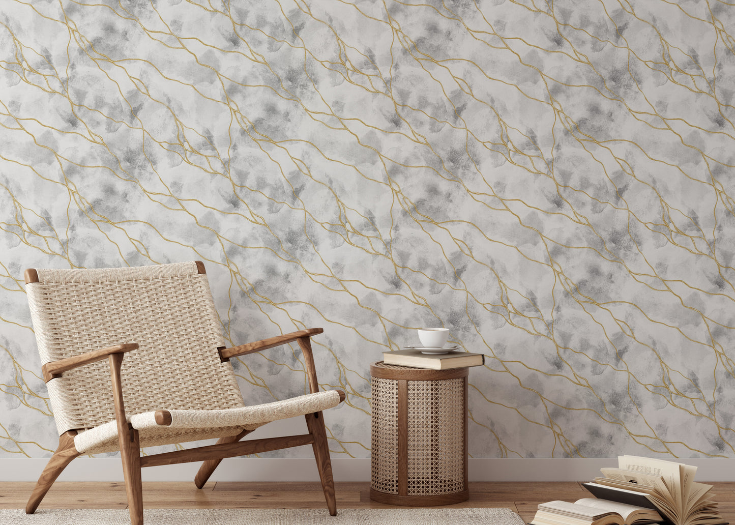 Marble wallpaper with shimmering gold veins

