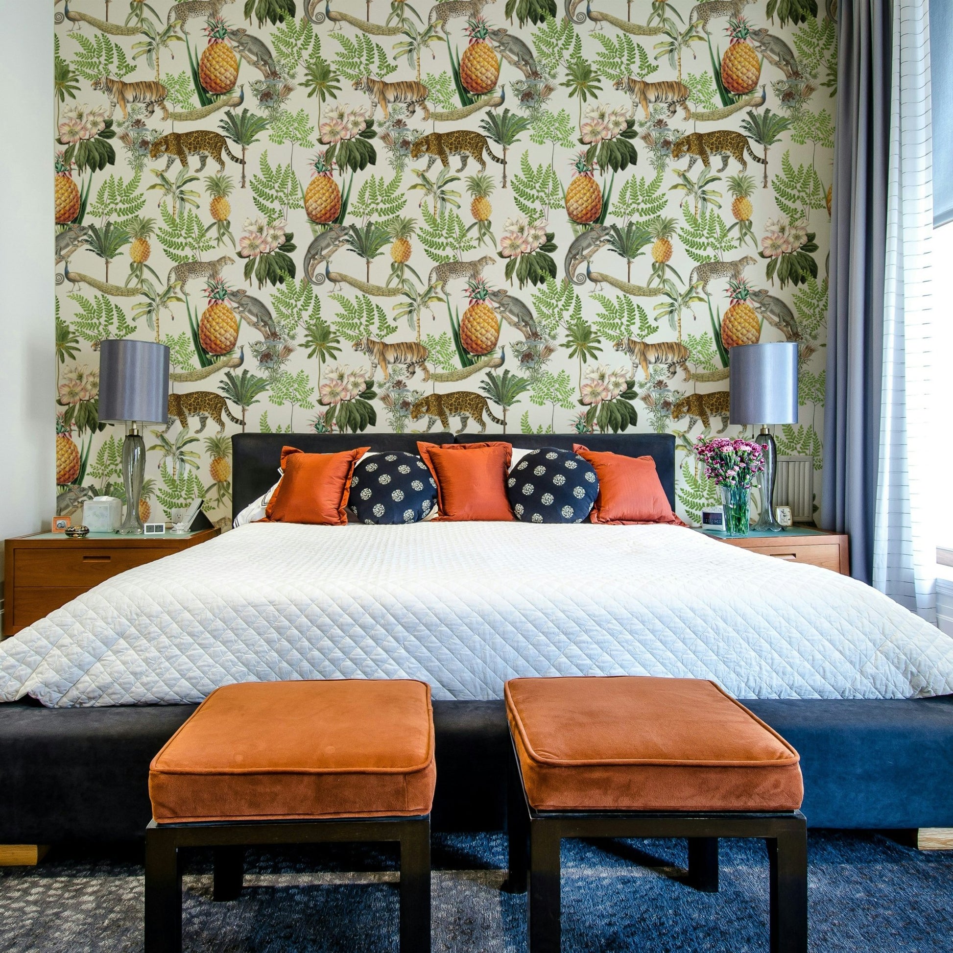 Nature-inspired wallpaper with savanna wildlife

